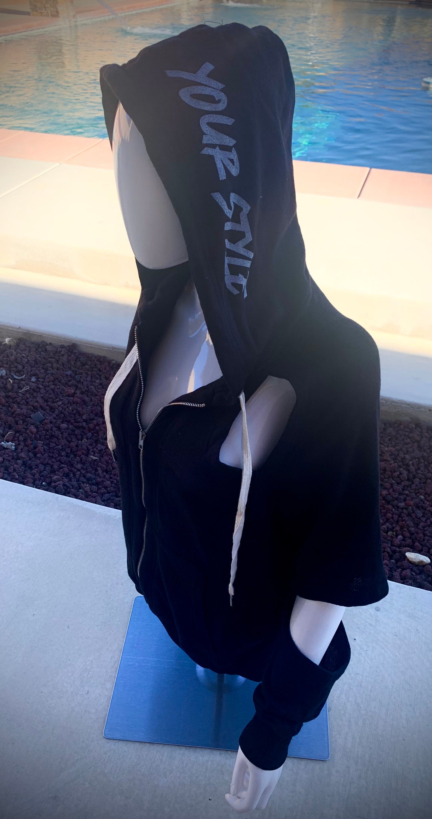 Women’s cut out zip-up hoodie - Black